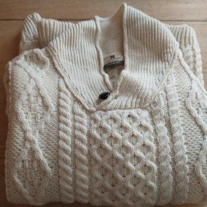 Carraigdon 100% wool sweater